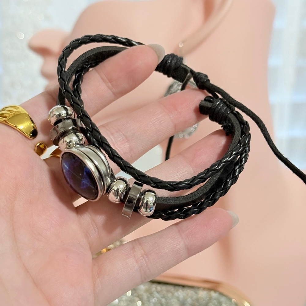 Black & Silver Sagittarius Zodiac Leather Bracelet. - Picture 3 of 6